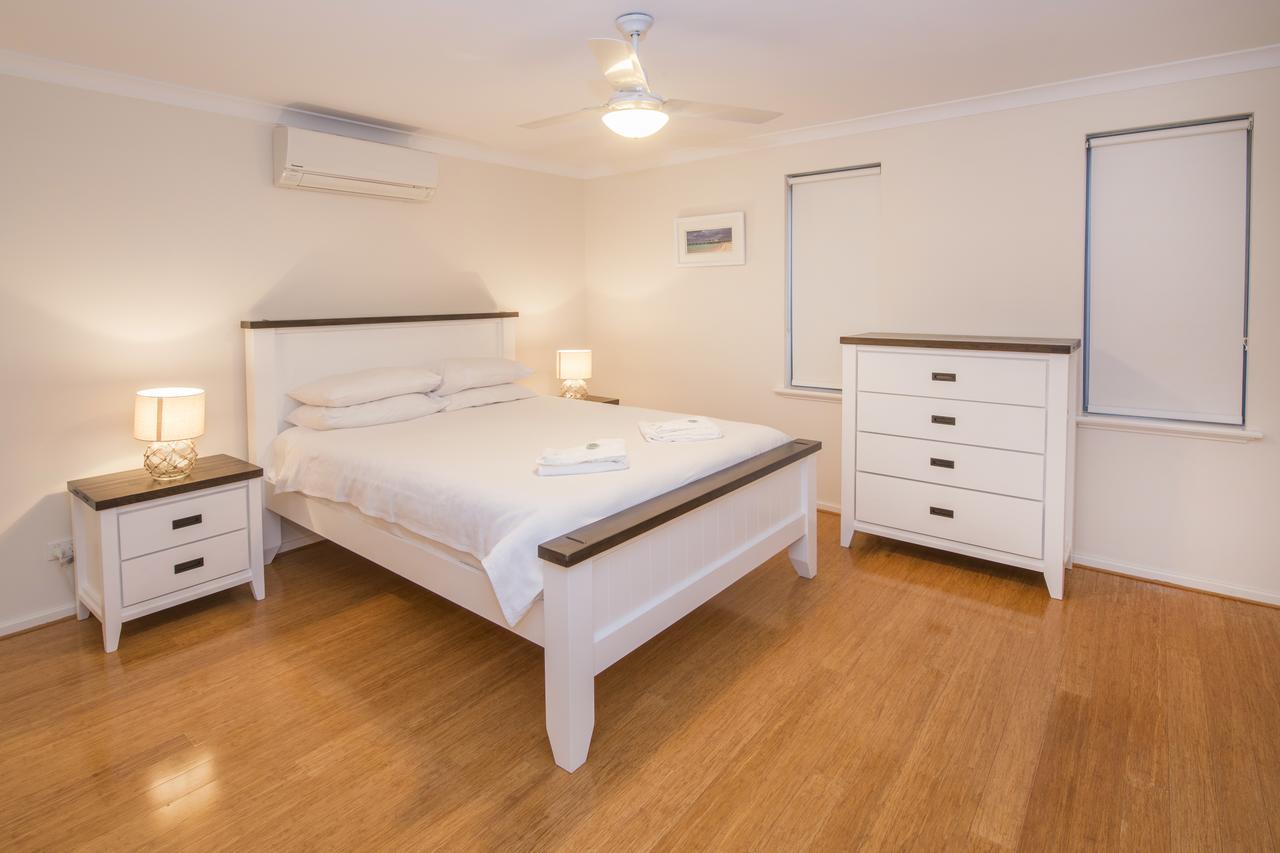 Cape View Beach Resort WEST COAST Экстерьер фото